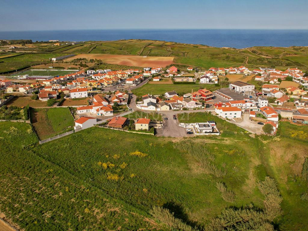 Terreno com PIP aprovado para 2.000 m2 de construção - Image 8