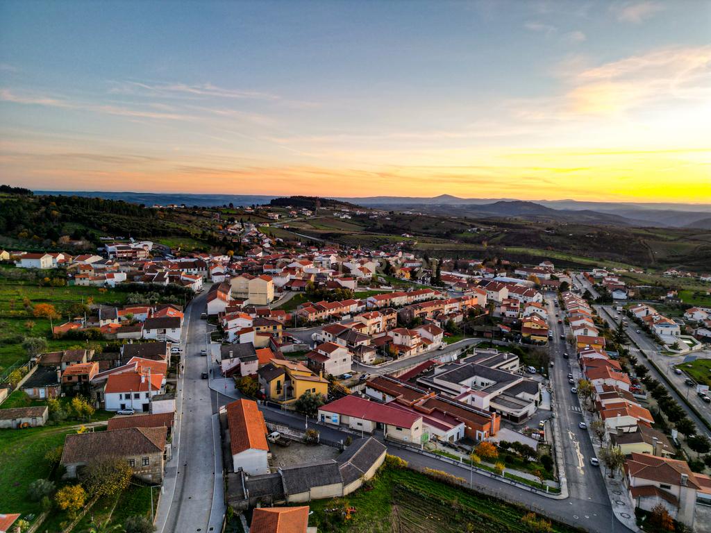 Edifício 2 andares - Vimioso - Image 17