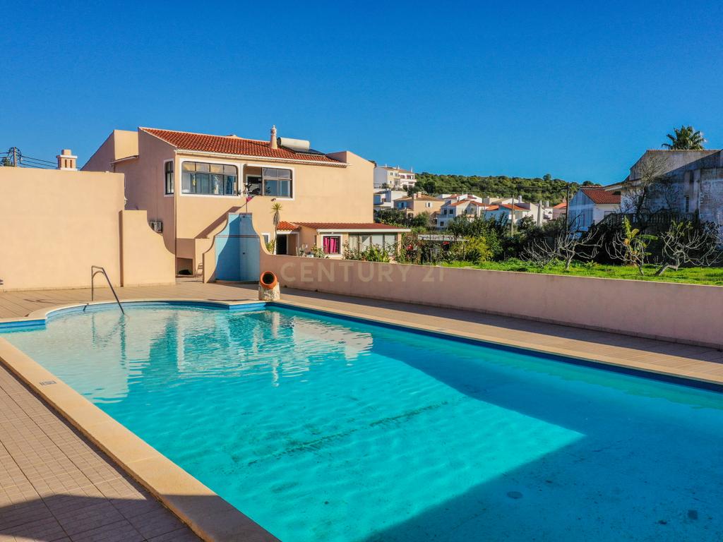 Quinta de Luxo em Silves com 10 Quartos e Piscina Comum - Image 34