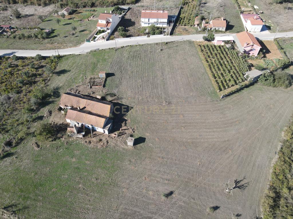 Terreno C/ ruína - Próximo do centro de Ansião - Image 3