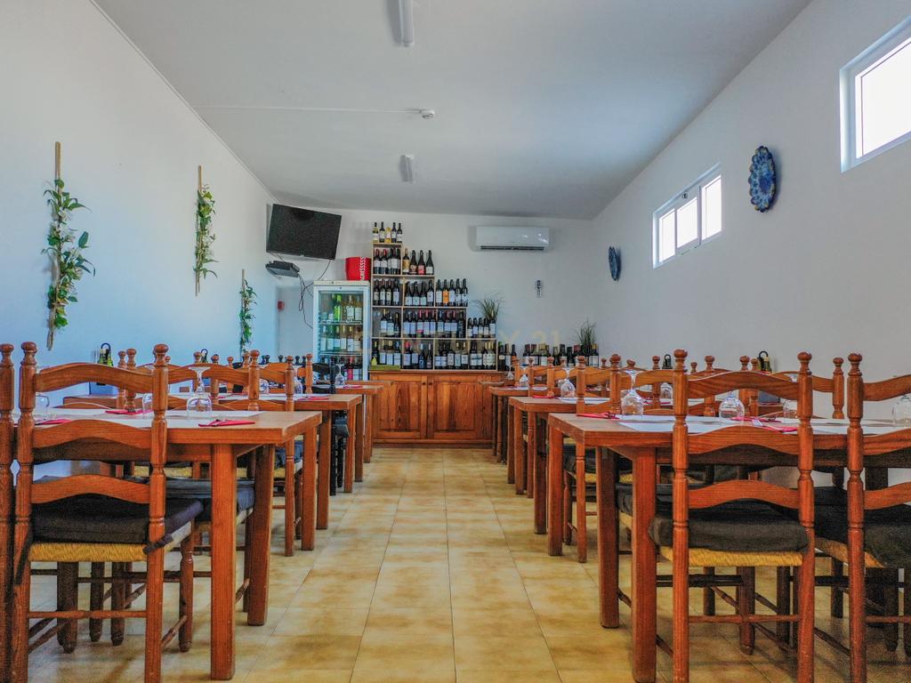 Quinta de Luxo em Silves com 10 Quartos e Piscina Comum - Image 48