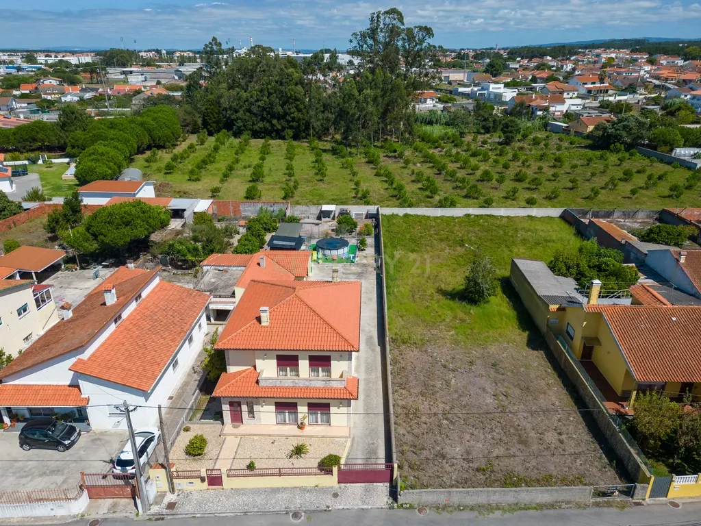Moradia T4 na Marinha Grande - Image 34
