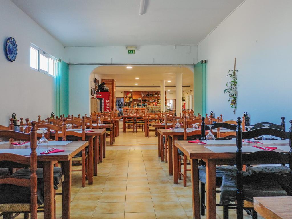 Quinta de Luxo em Silves com 10 Quartos e Piscina Comum - Image 50