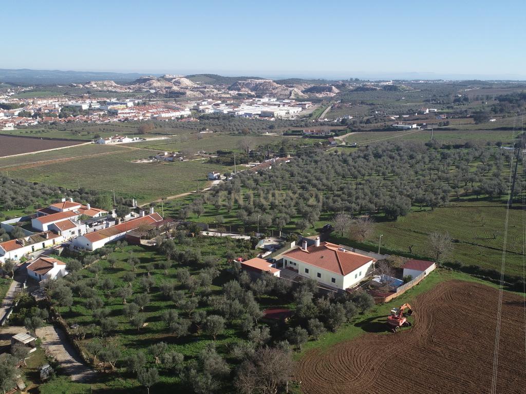 Moradia Térrea T4+1 - Image 64