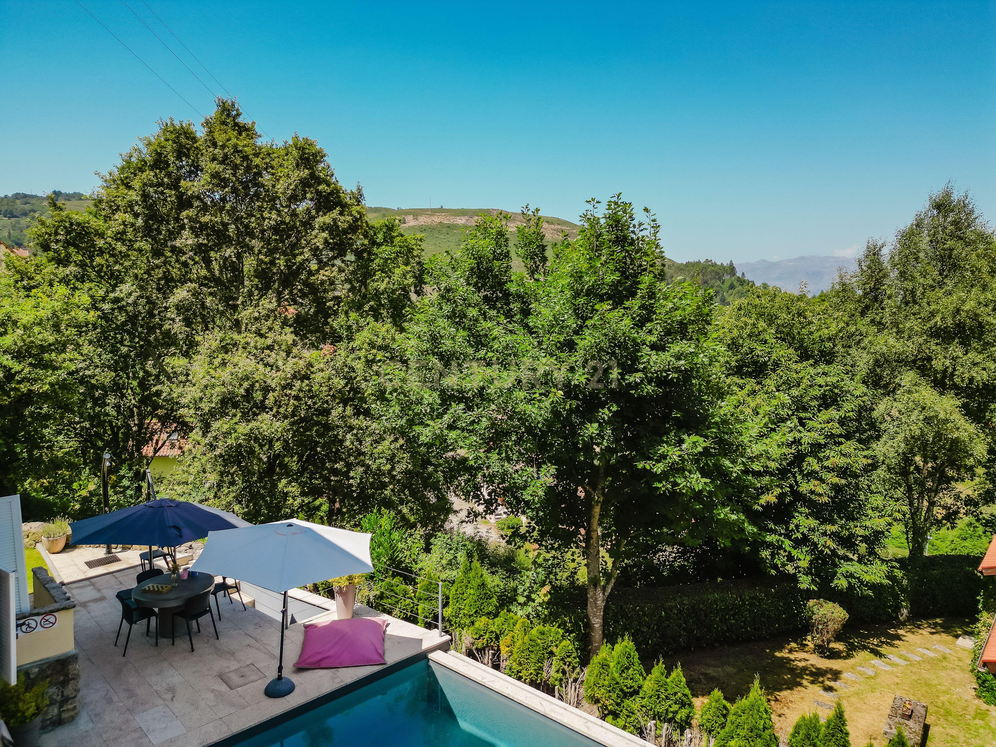 Casa Exuberante T4 com Piscina e Jacuzzi junto ao Rio na zona do Gerês - Image 31