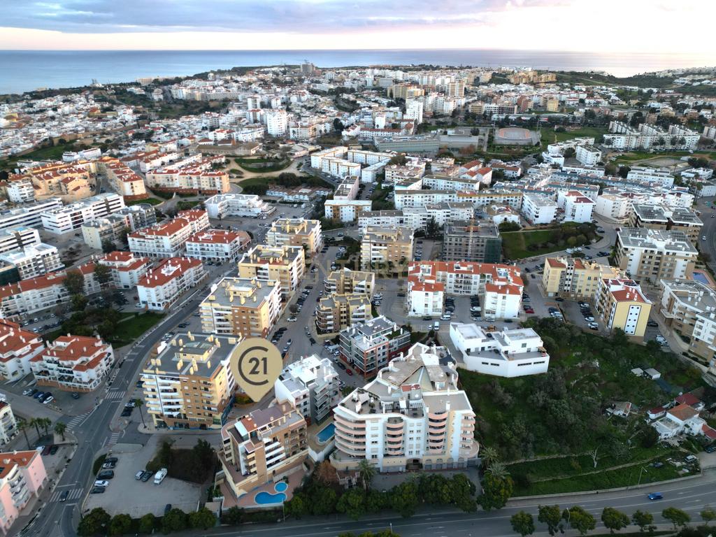 Apartamento T3 com piscina e garagem em Lagos, Portugal - Image 30