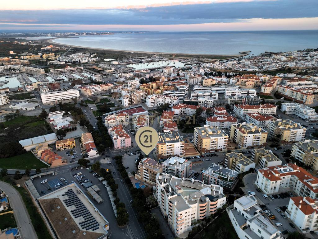 Apartamento T3 com piscina e garagem em Lagos, Portugal - Image 27