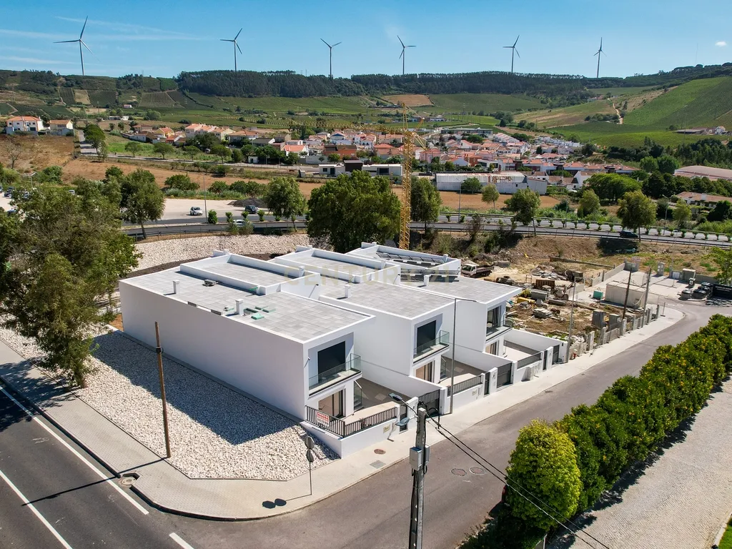 Moradia T3 em Torres Vedras: Pronta para Morar! - Image 56