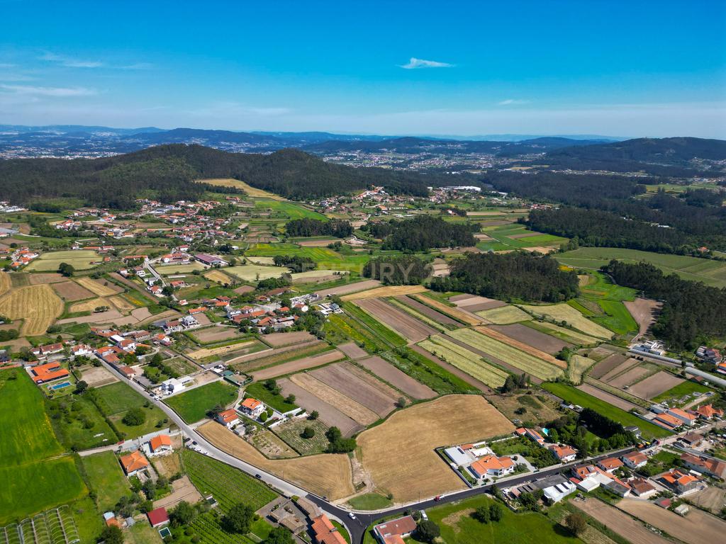 Terreno: "Bouça de Manteiros", ou "das Fontainhas" - Image 36