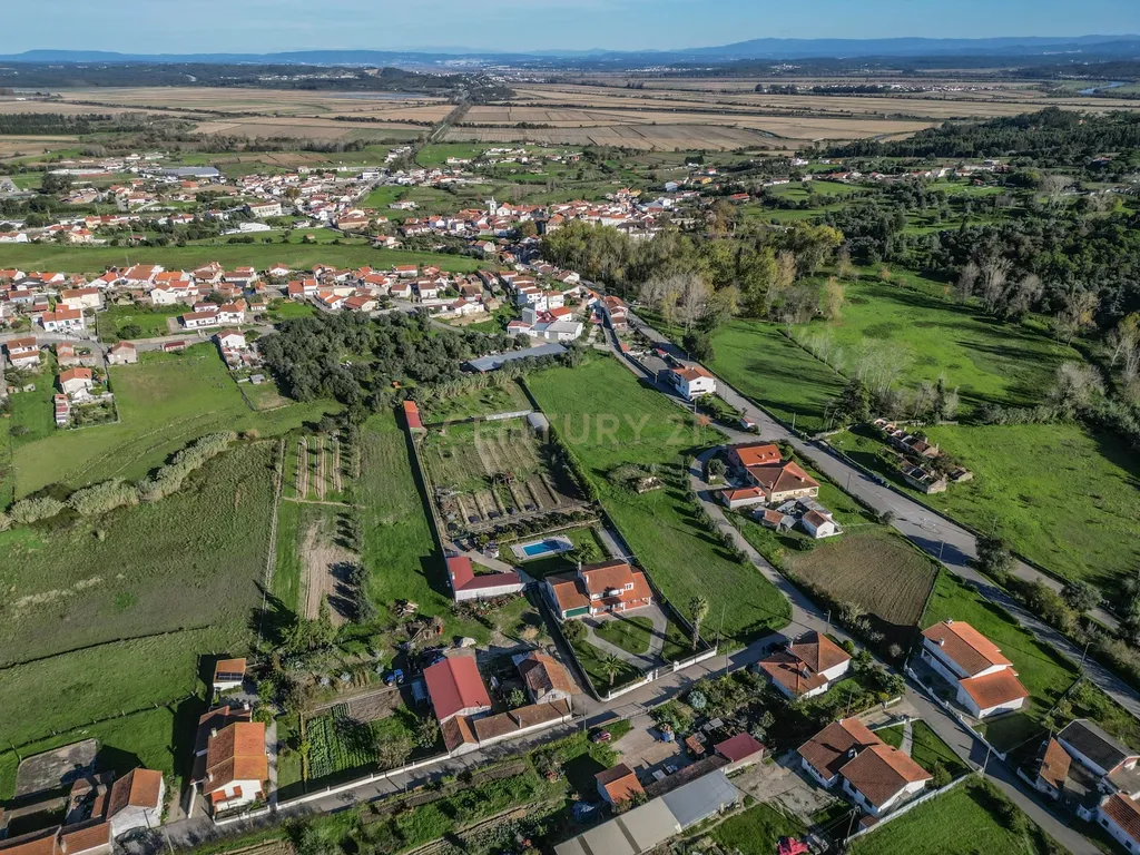 Terreno de 7.000m² na Vila de Maiorca - Image 8