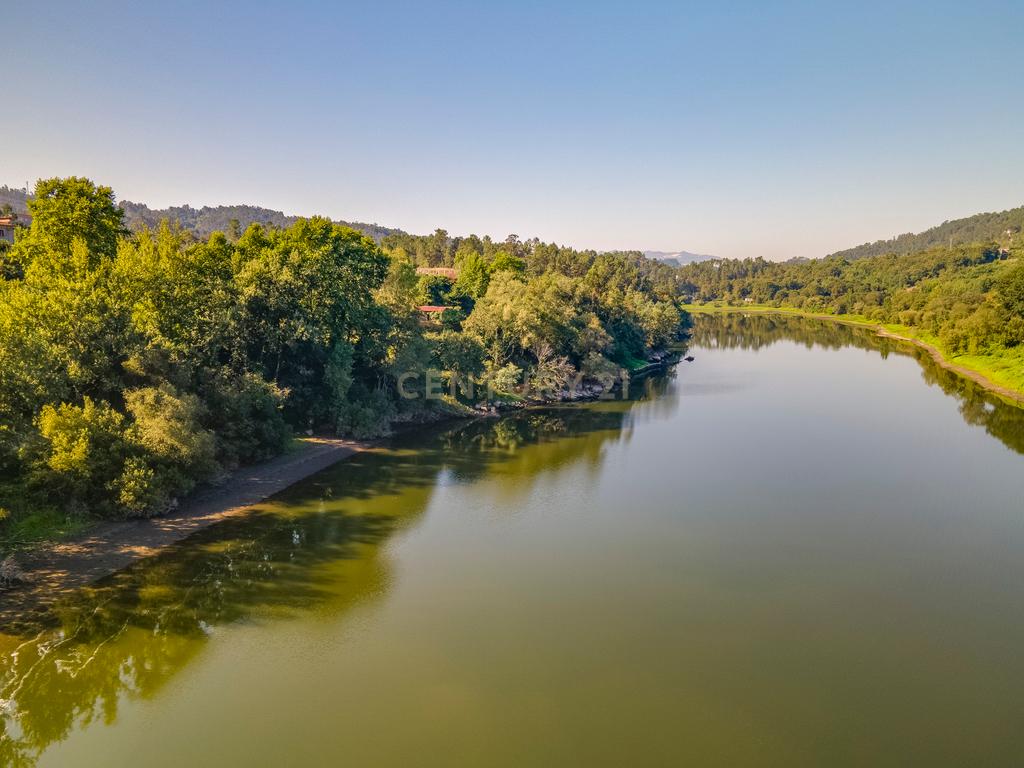 Quinta com frente Rio Tâmega, Amarante - Image 10