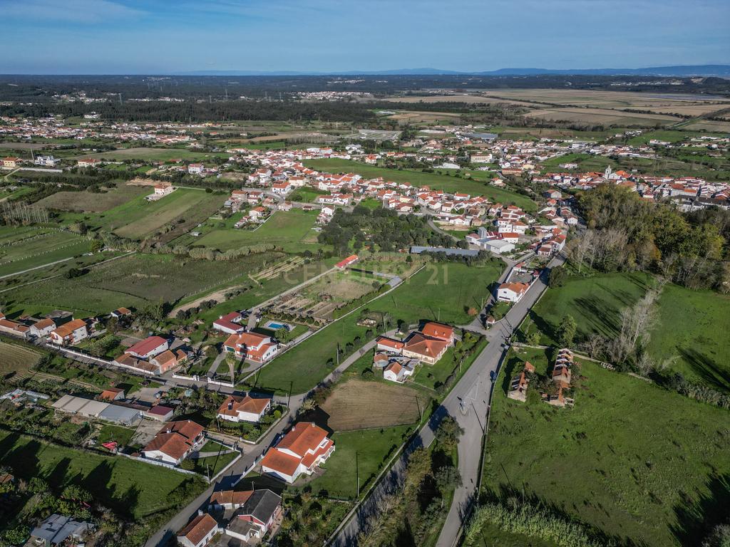 Terreno de 7.000m² na Vila de Maiorca - Image 9