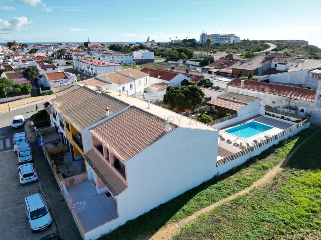 Excelente moradia T4, com garagem e piscina em Sagres, Portugal - Image 8