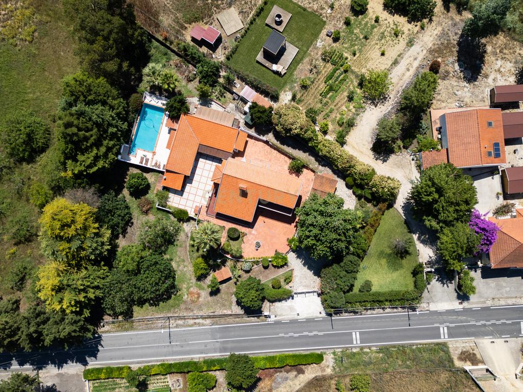 Moradia T3+1 com piscina para venda em Santarém - Image 4
