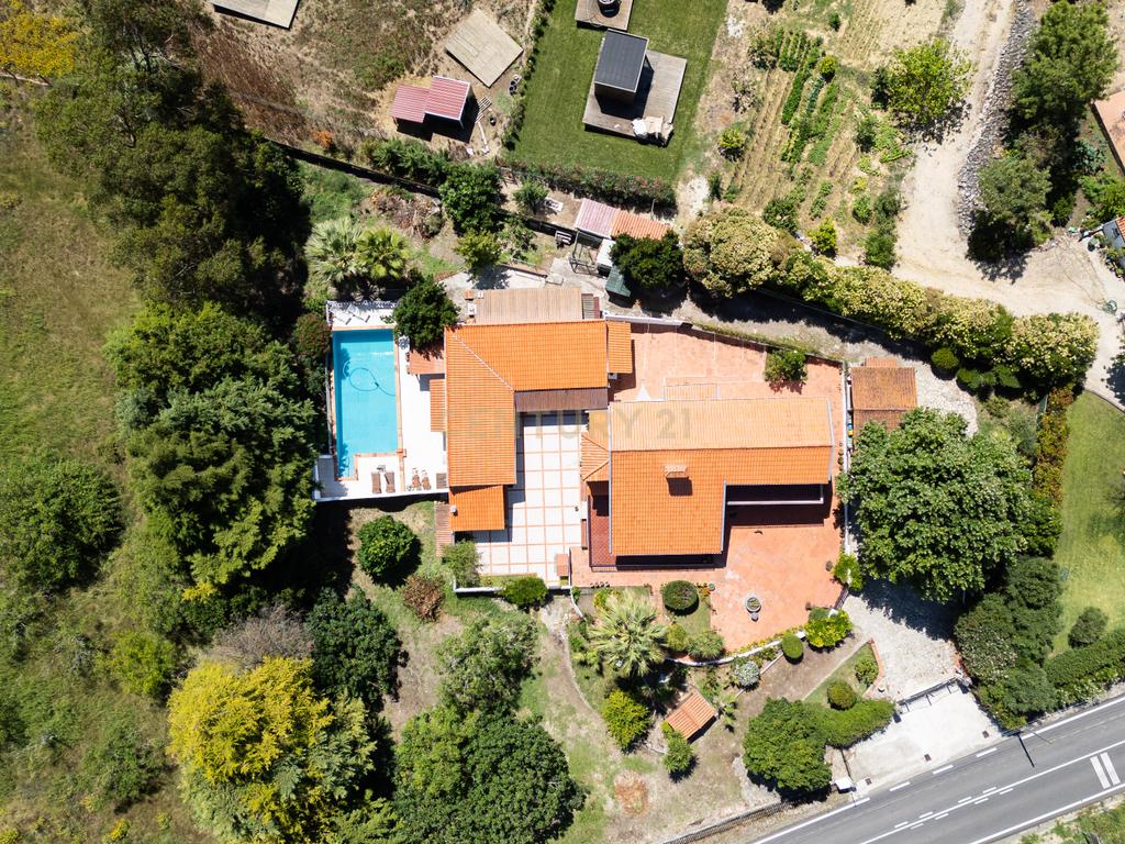 Moradia T3+1 com piscina para venda em Santarém - Image 13