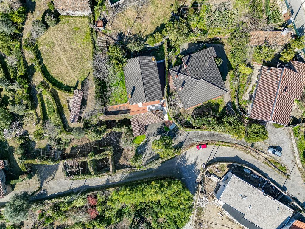 Moradia 6 assoalhadas, 195m2 área construção, 672m2 terreno, com anexo T1 - Image 50