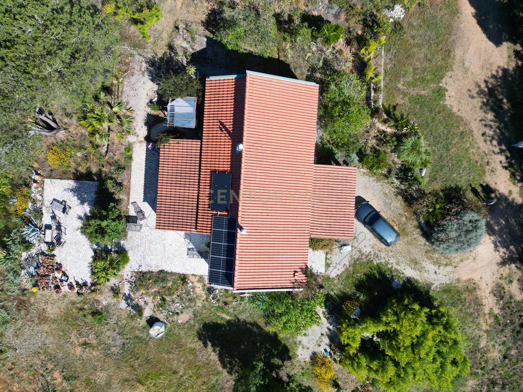 Quinta perto do Mar e de Aljezur, T3 mais uma ruina, com grande potential em Aljezur-Algarve - Image 37