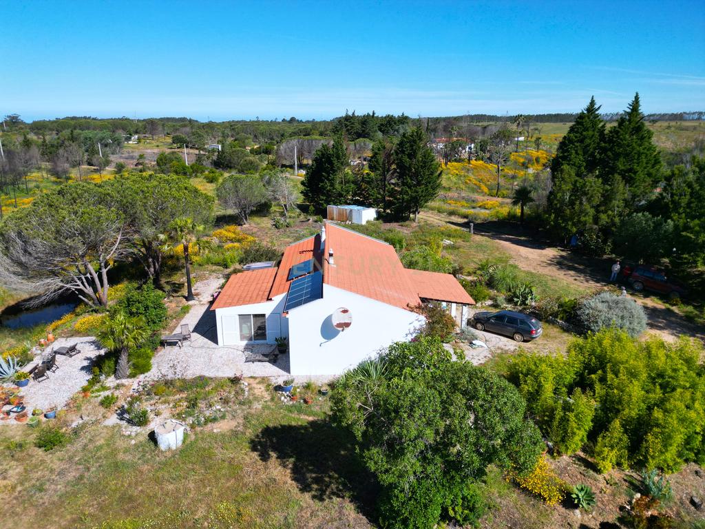 Quinta perto do Mar e de Aljezur, T3 mais uma ruina, com grande potential em Aljezur-Algarve - Image 38