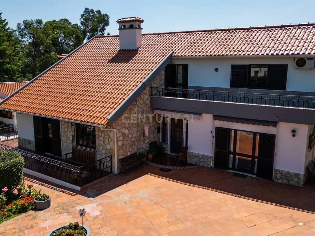 Moradia T3+1 com piscina para venda em Santarém - Image 12
