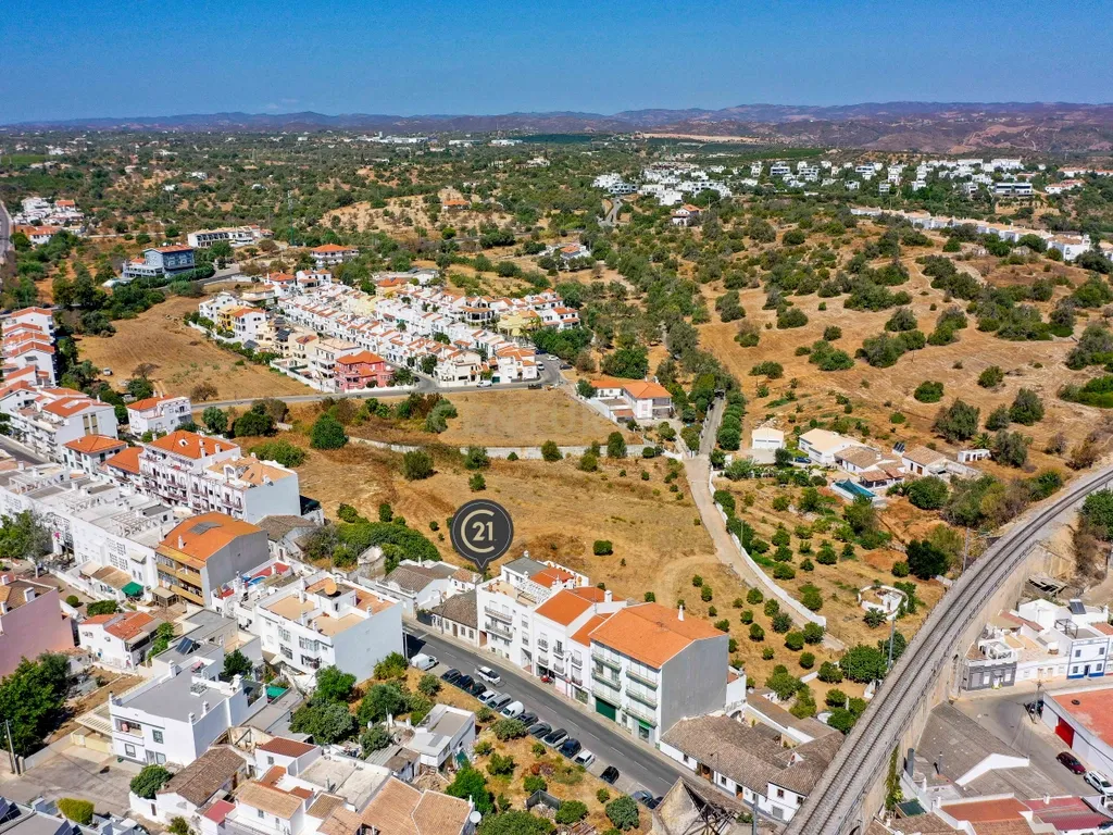 Moradia de Fachada Tradicional a 300m do Castelo de Tavira - Centro Histórico - Image 36