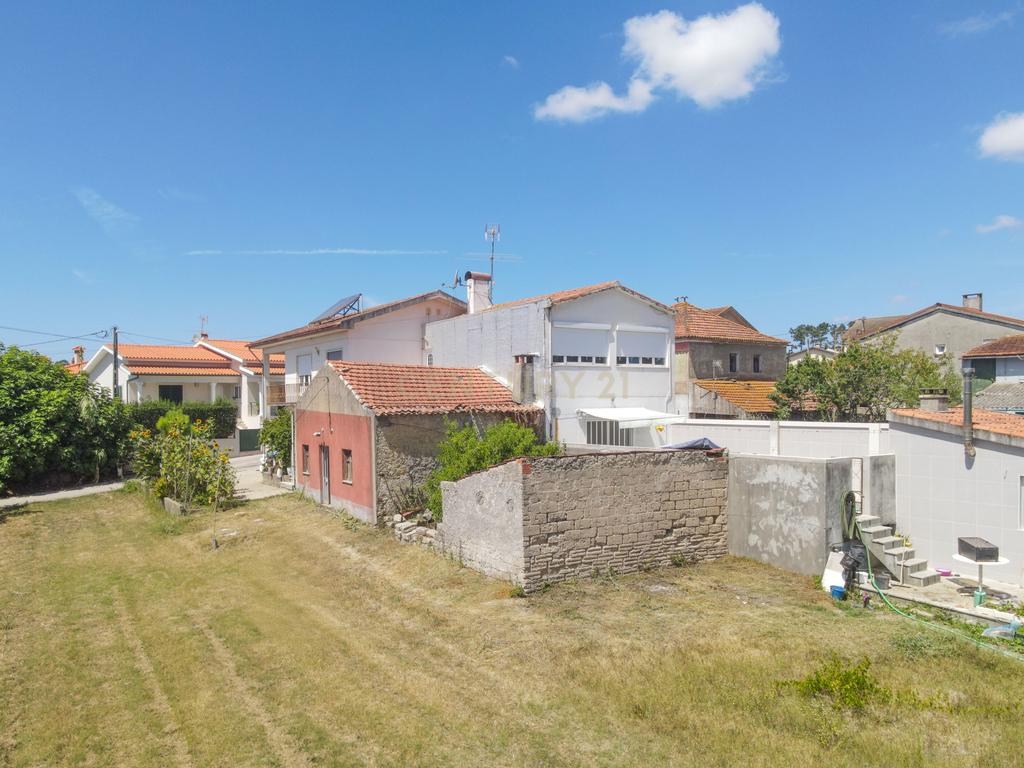 Moradia para Reconstrução em Vila Verde, Coimbra - Image 15