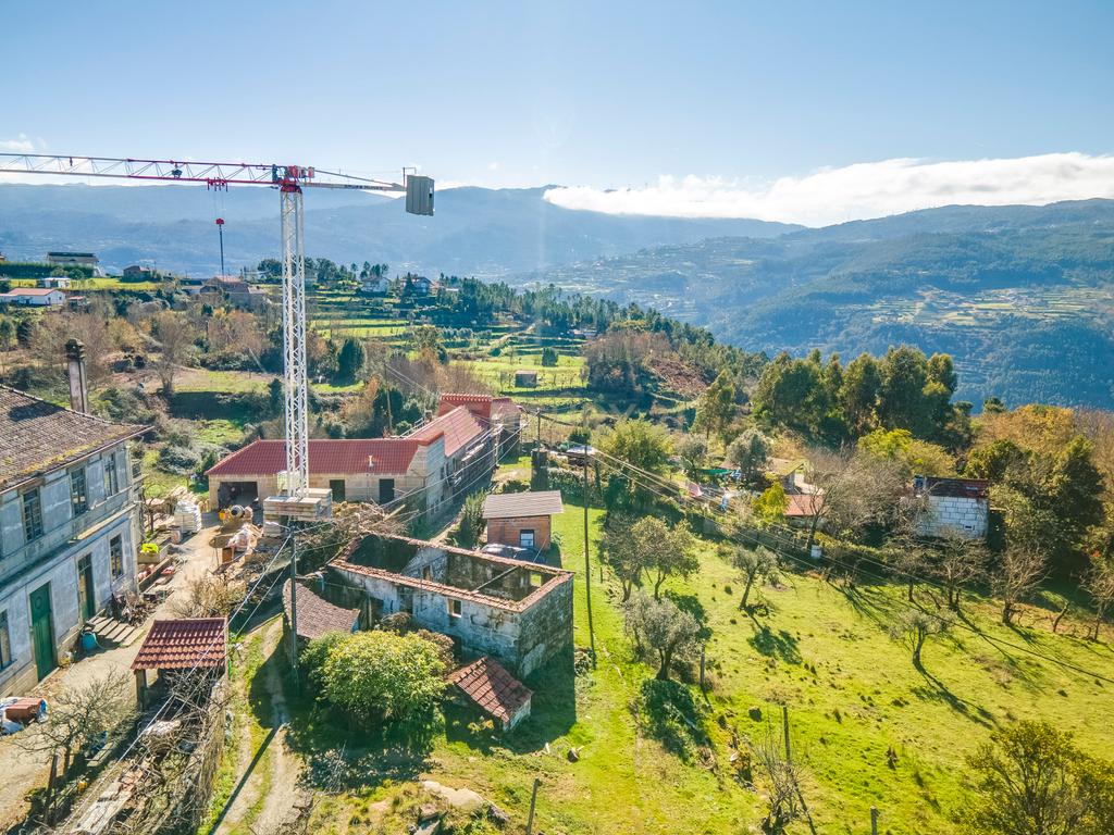 Moradia para Reconstrução com Terreno - Image 2