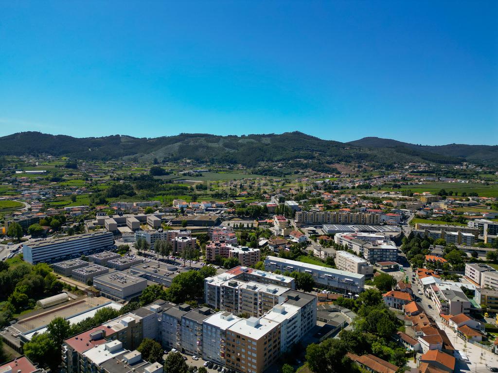 Terreno com Projeto aprovado para 37 apartamentos + Moradia Histórica de 1937 em Caldas das Taipas - Image 28