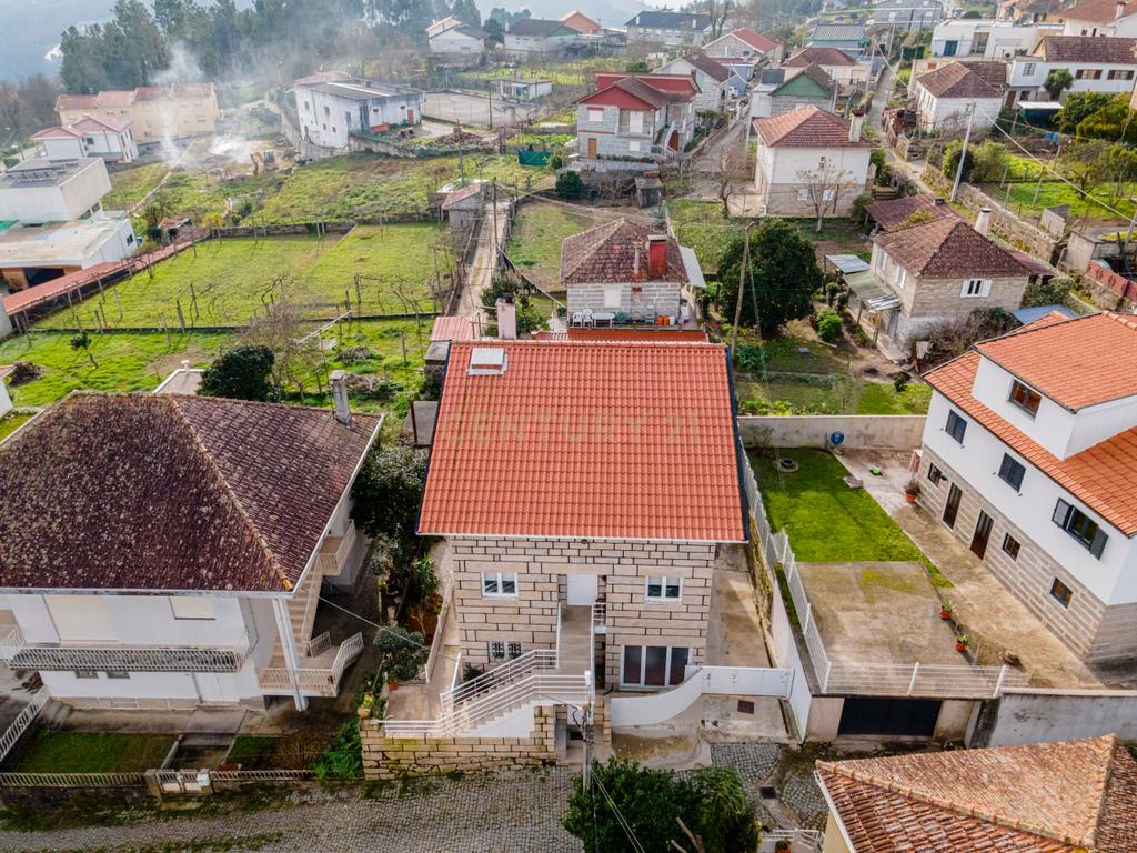 MORADIA V6 EM SANDE - Image 1