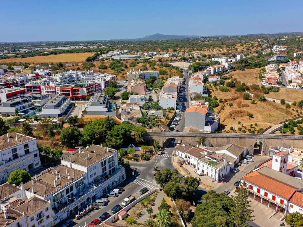 Moradia de Fachada Tradicional a 300m do Castelo de Tavira - Centro Histórico - Image 38