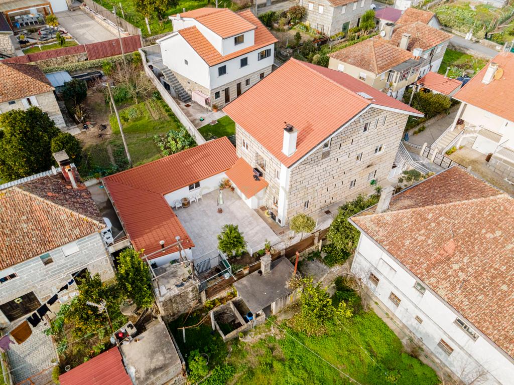 MORADIA V6 EM SANDE - Image 39