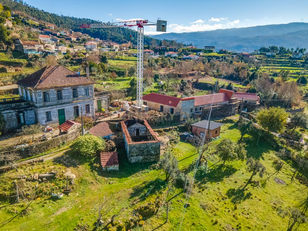 Moradia para Reconstrução com Terreno - Image 3