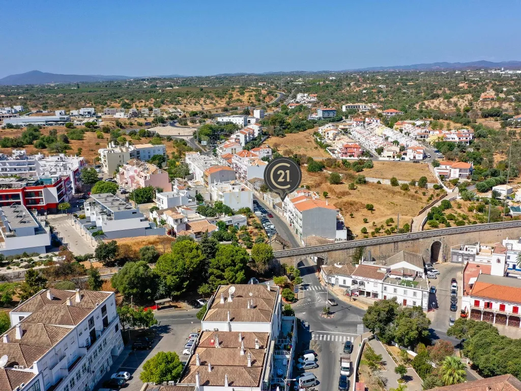 Moradia de Fachada Tradicional a 300m do Castelo de Tavira - Centro Histórico - Image 37