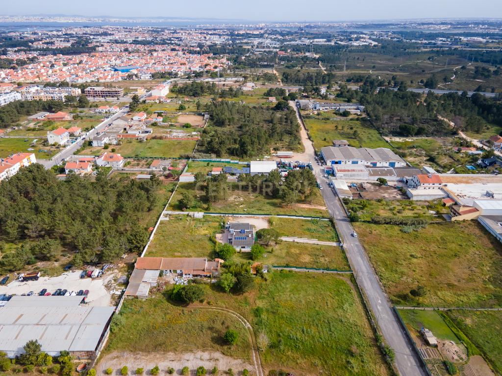 Lote de Terreno Urbanizável com 5.050m2 | Laranjeiras | Fernão Ferro - Image 8