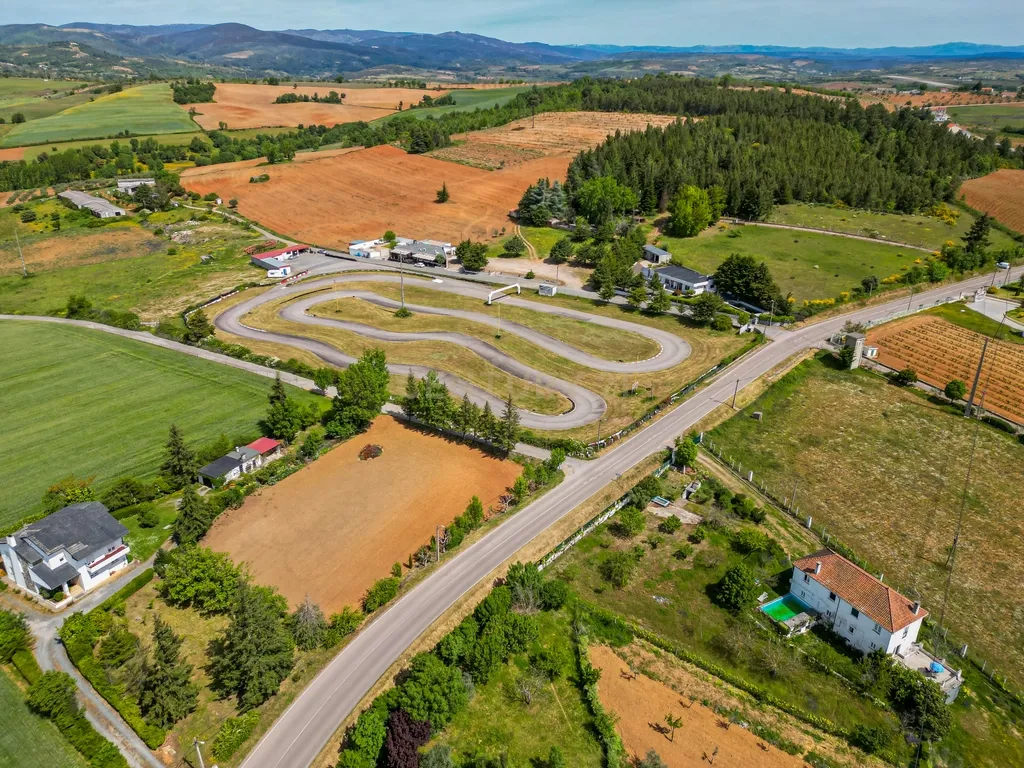 Quinta Nova - Solo industrial e agrícola a 5m do aeródromo - Image 11