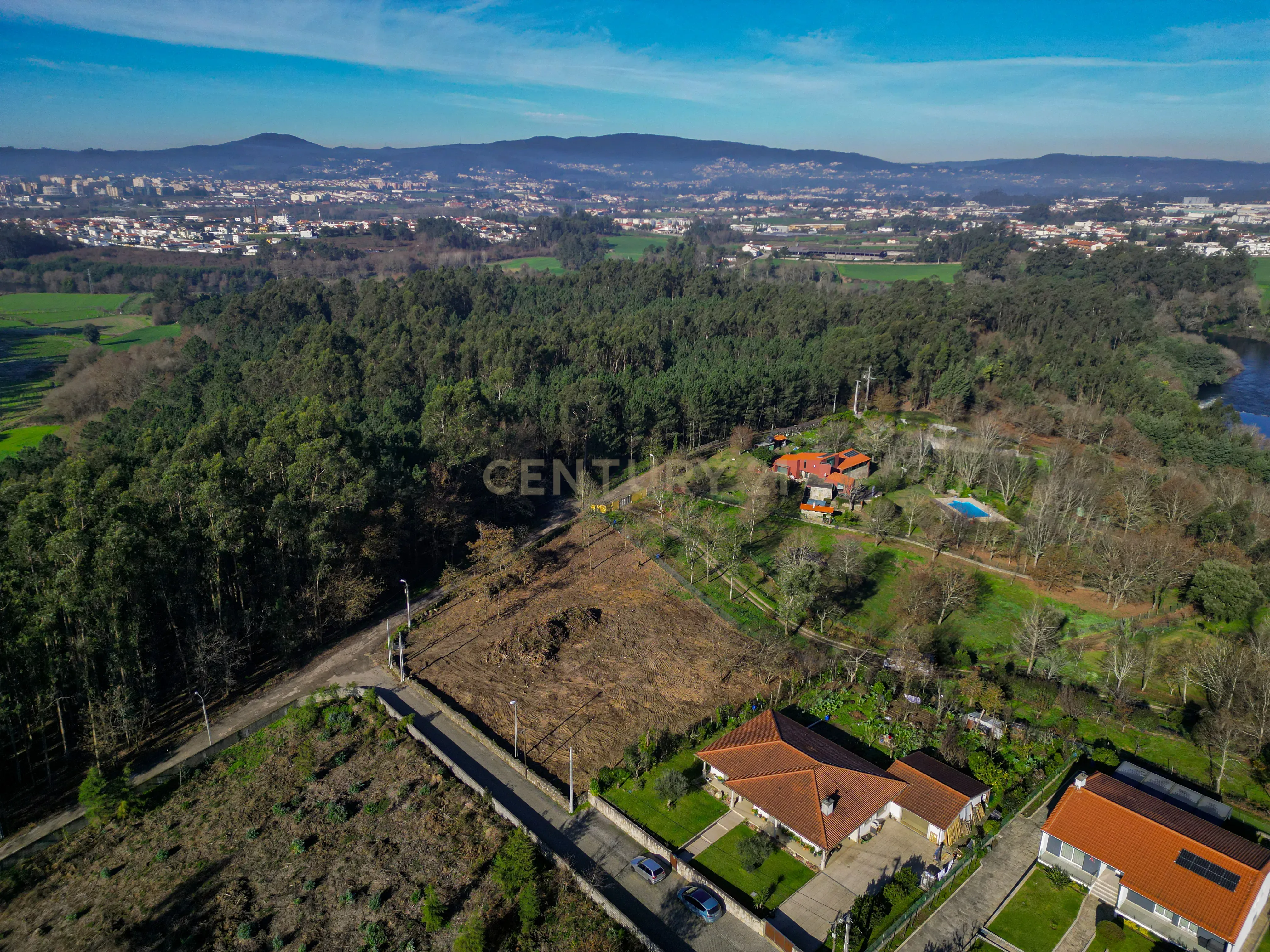 Terreno de Construção em Areias de Vilar, Barcelos – 3177 m² a 5 km do Centro de Barcelos - Image 6