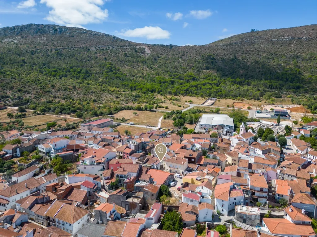 Moradia T2 Centro Minde - Image 19