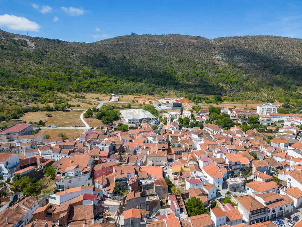 Moradia T2 Centro Minde - Image 21