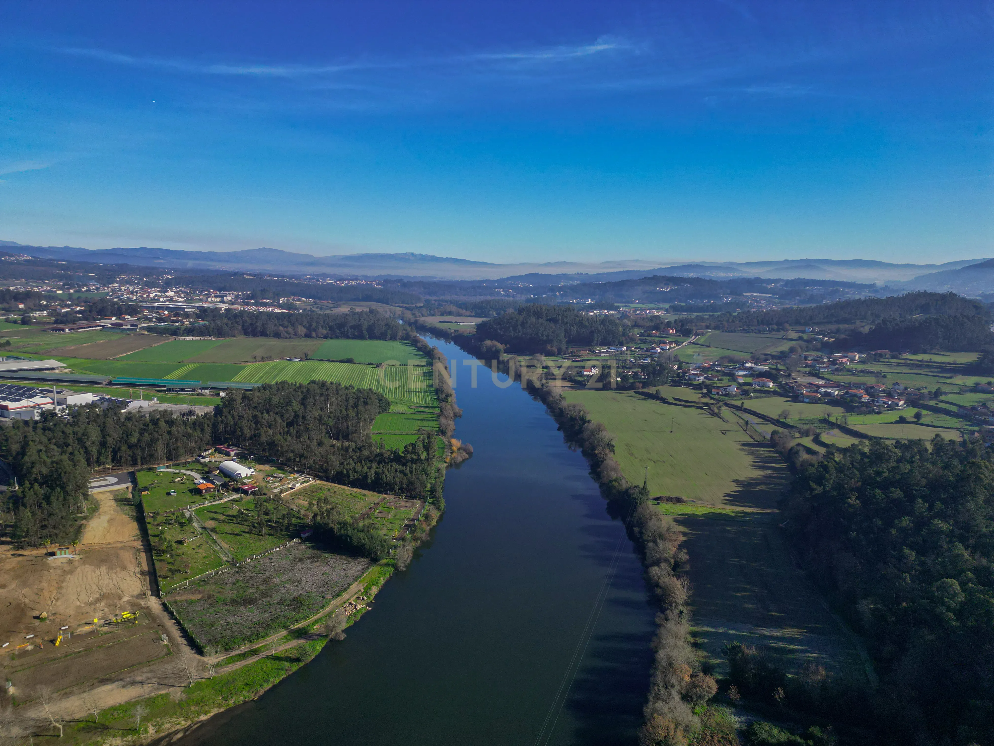 Terreno de Construção em Areias de Vilar, Barcelos – 3177 m² a 5 km do Centro de Barcelos - Image 11