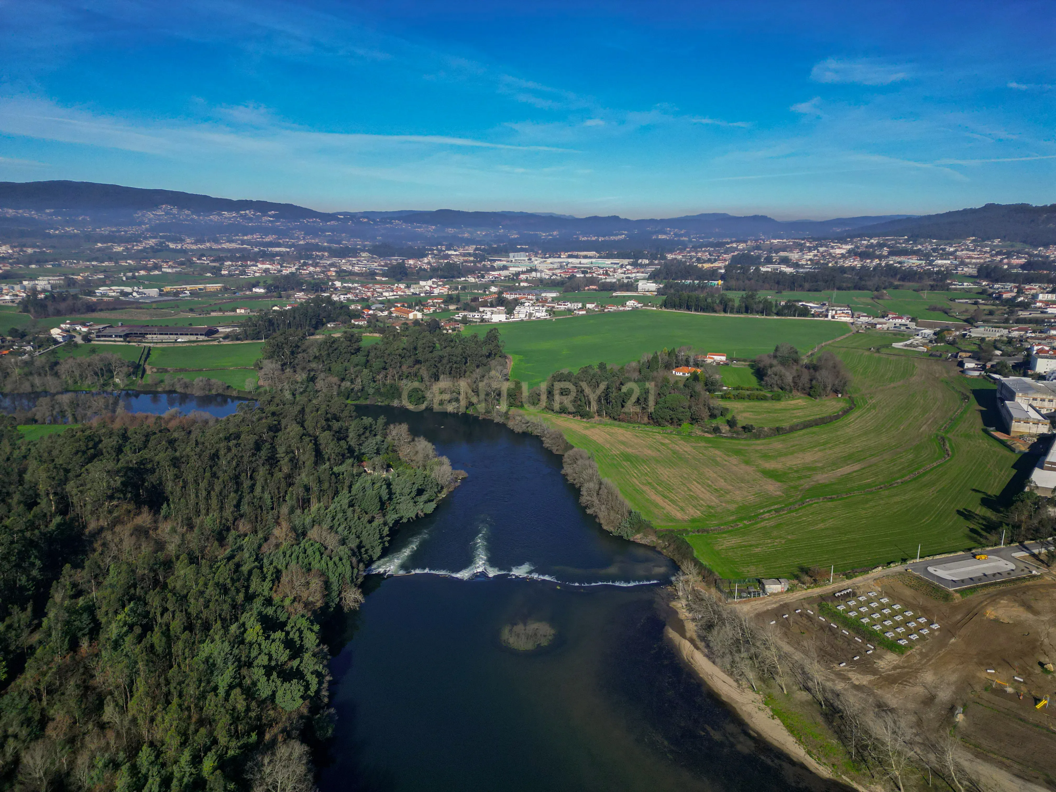 Terreno de Construção em Areias de Vilar, Barcelos – 3177 m² a 5 km do Centro de Barcelos - Image 14