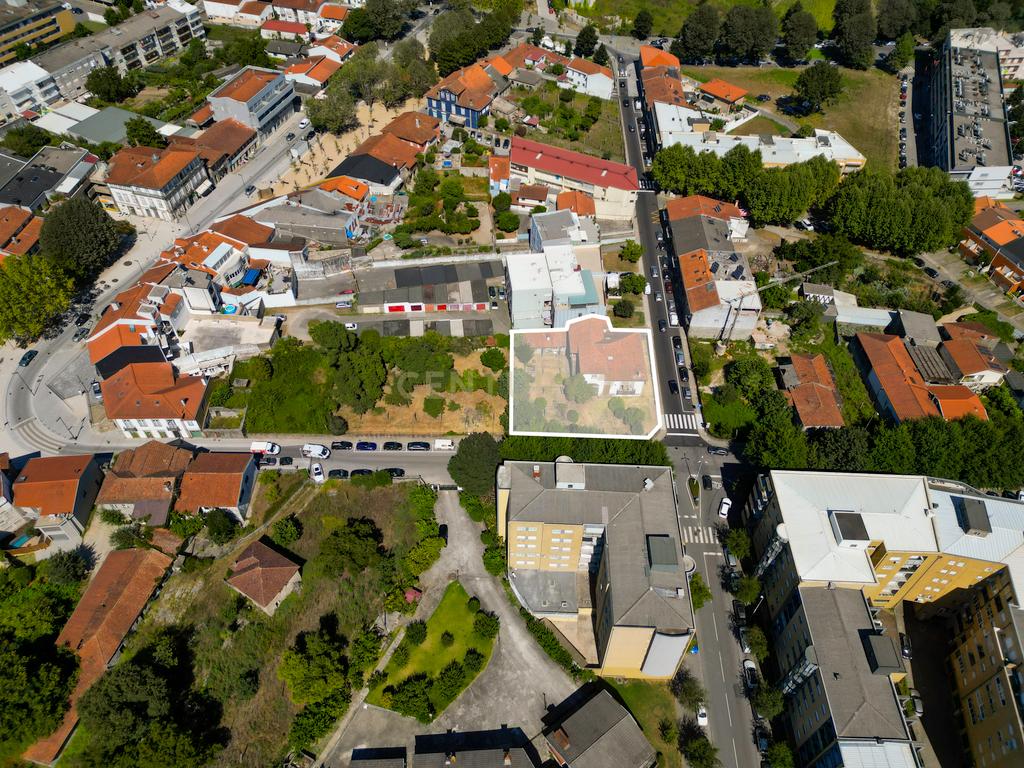 Terreno com Projeto aprovado para 37 apartamentos + Moradia Histórica de 1937 em Caldas das Taipas - Image 34