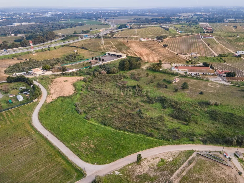 Terreno Rustico em Palmela 14250m2, com viabilidade de construção.400m2 - Image 5