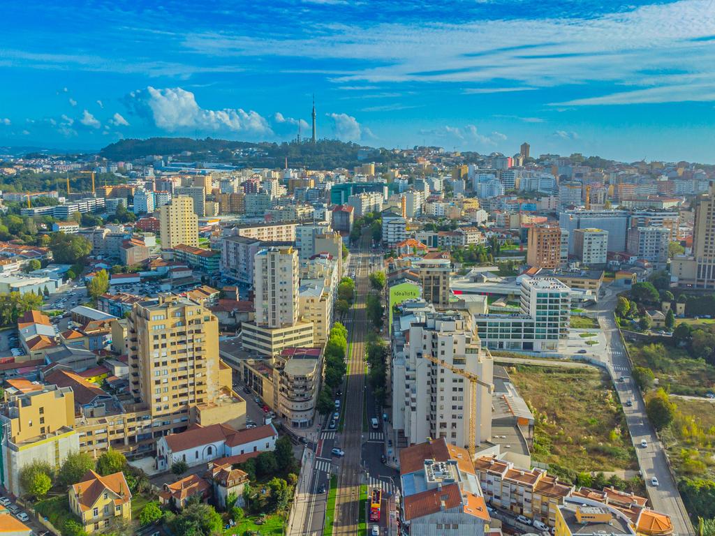 Espaço e Sofisticação: T1 no Coração de Gaia - Image 33