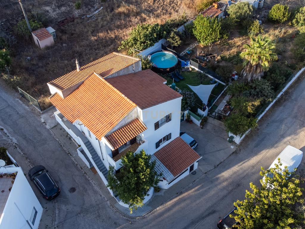 Casa Isolada em Algoz com 7 Quartos e 5 WC - Image 3