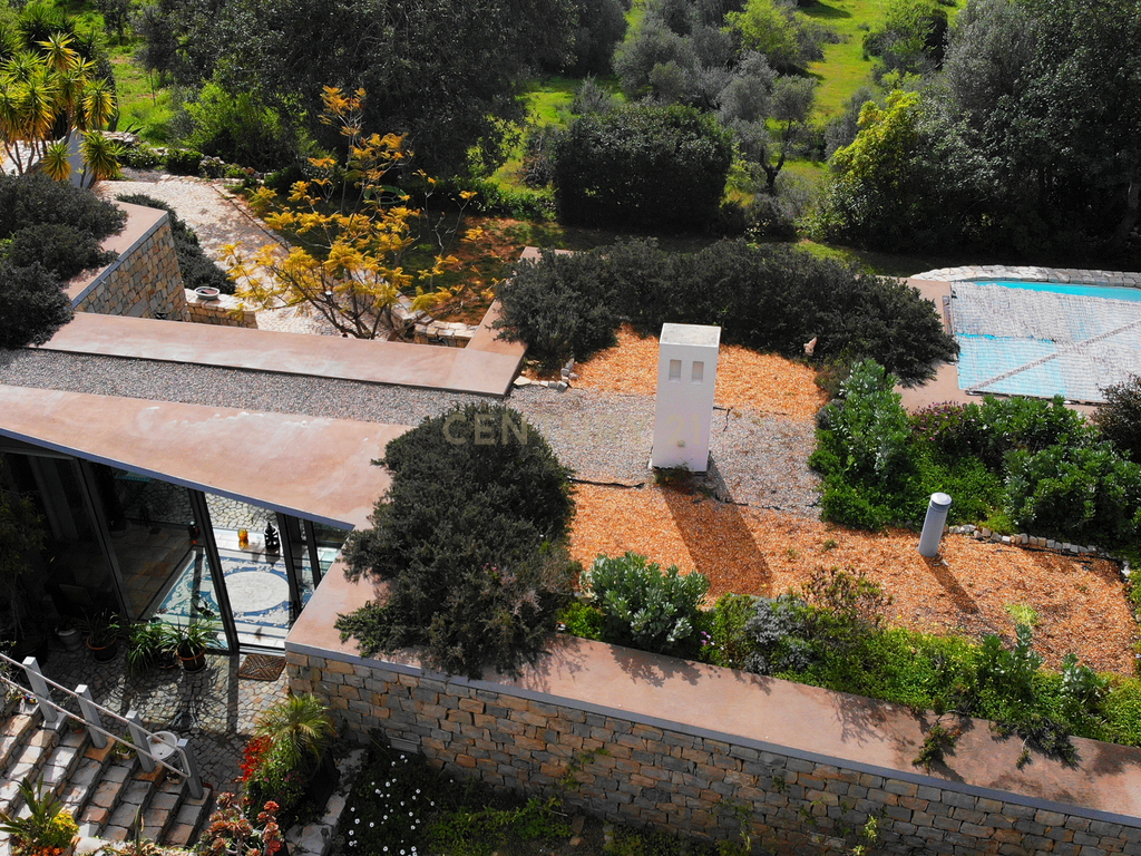 MORADIA TÉRREA T3 DE LUXO – ARQUITETURA CONTEMPORÂNEA EM PEDRA, A 8 MINUTOS DE TAVIRA - Image 44