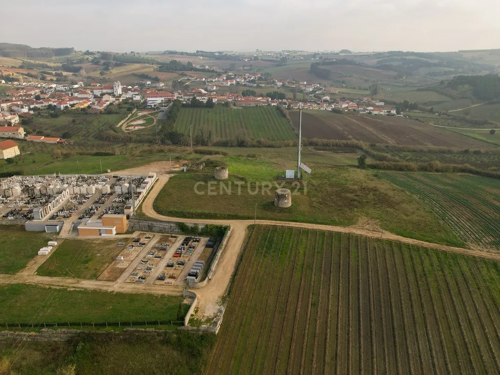 **EXCELENTE OPORTUNIDADE DE INVESTIMENTO NA LOURINHÃ** - Image 9