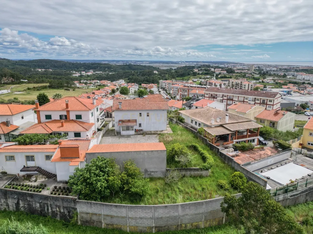 Moradia independente de 6 assoalhadas - Image 64