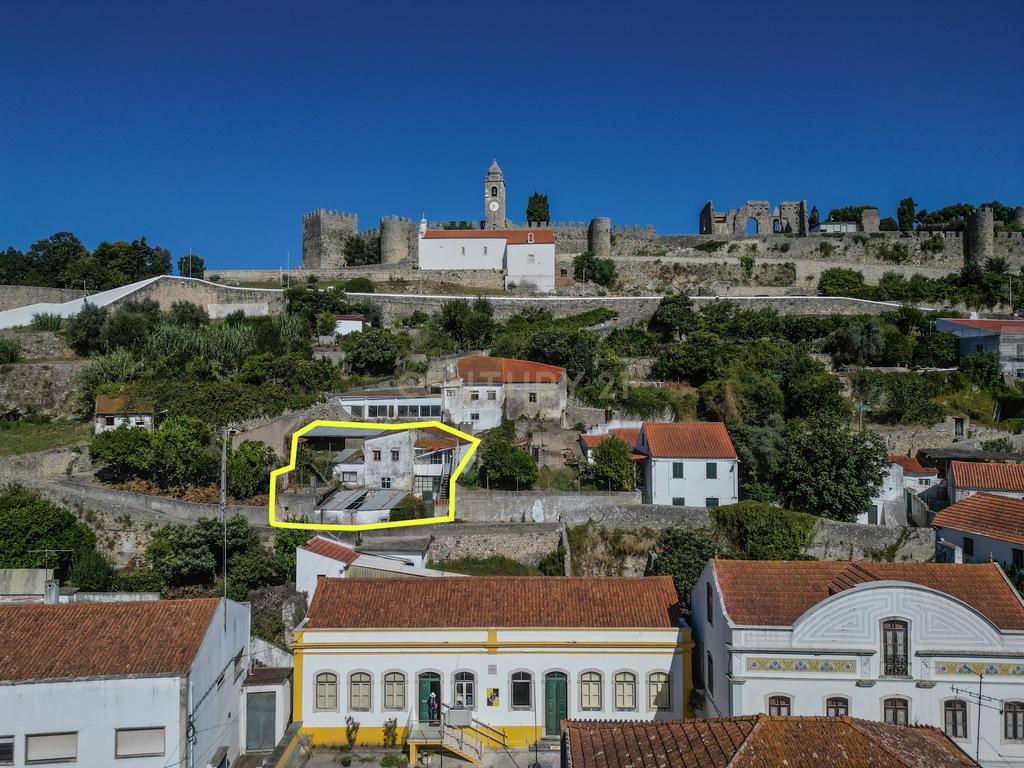 Casa para Recuperar em Montemor o Velho - 4 Quartos, 166m² - Image 3