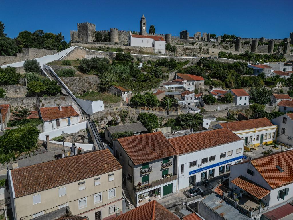 Casa para Recuperar em Montemor o Velho - 4 Quartos, 166m² - Image 8
