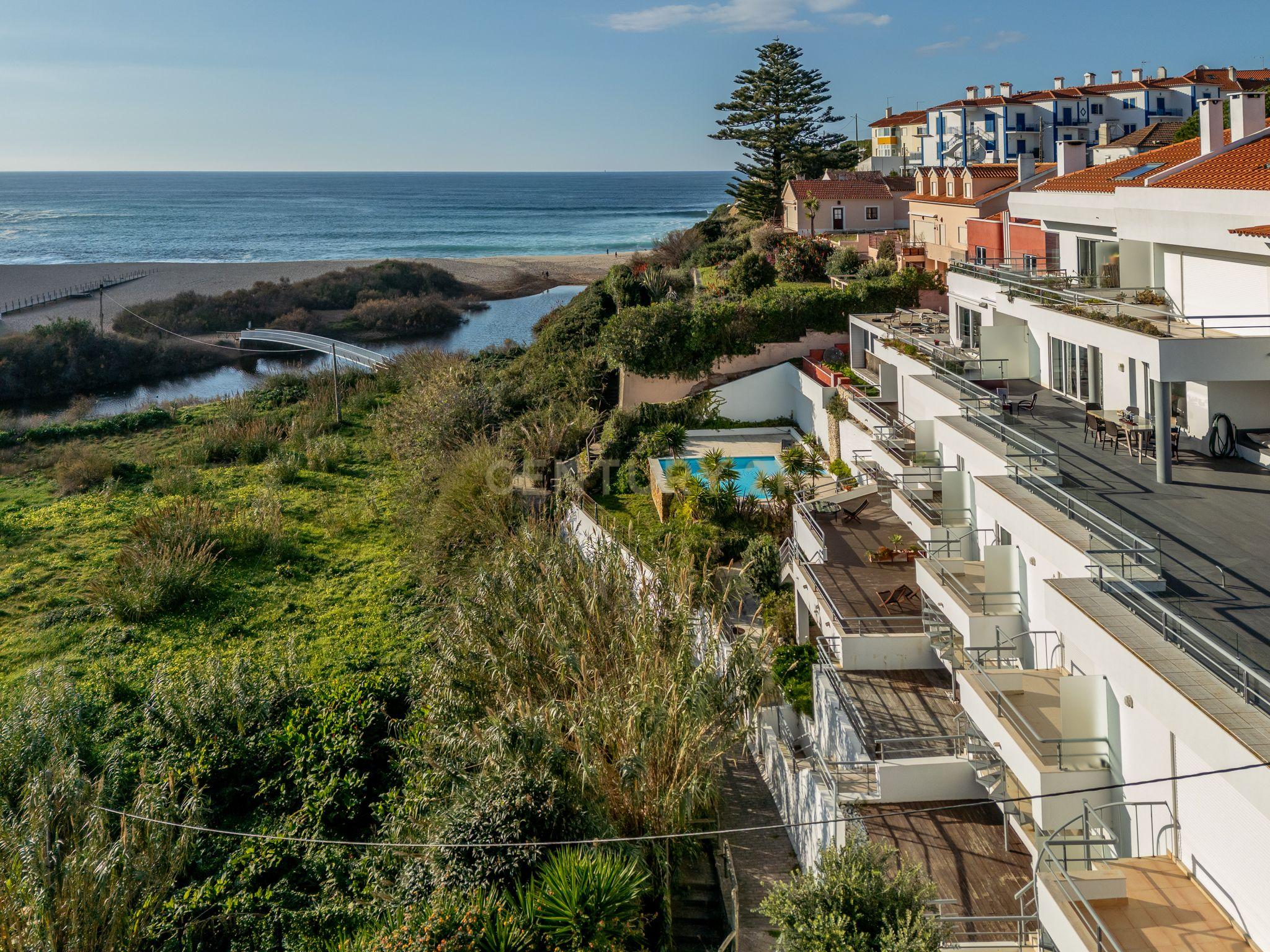 Apartamento T2+1 á beira mar da praia de São Lourenço. - Image 26