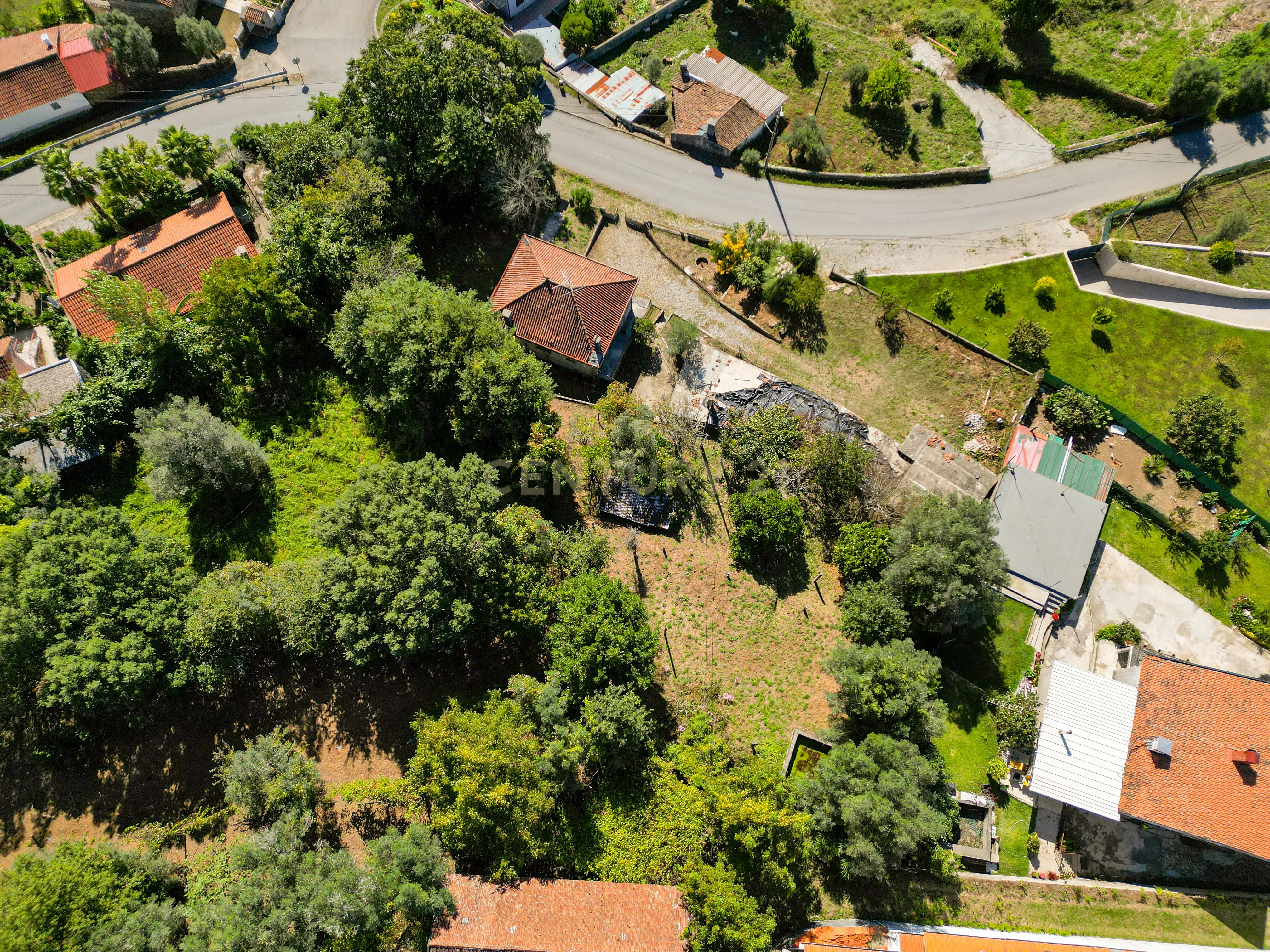 Moradia em Vila Verde/ Braga com 1461 m2 de Terreno e Agua de Poço.. - Image 12